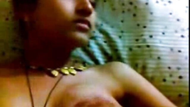 Καλύτερο πορνό :  Ο φίλος γαμάει τον μαλάκα του κοριτσιού σε εξωτερικούς χώρους αφού προσκυνήσει τα πόδια Δωρεάν βίντεο κλιπ 