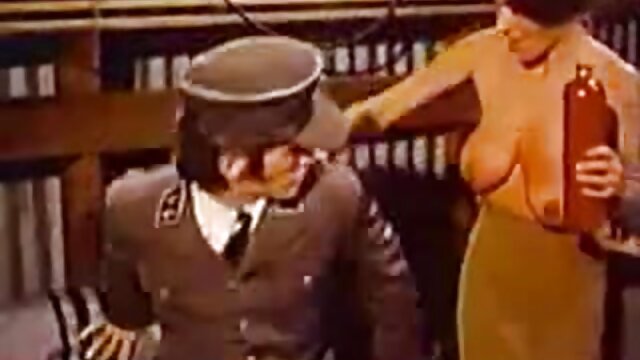 Καλύτερο πορνό : Αξιολάτρευτο μινξ που ασφυκτιά σωστά από σύντροφο με τεράστιο φαλλό Δωρεάν βίντεο κλιπ