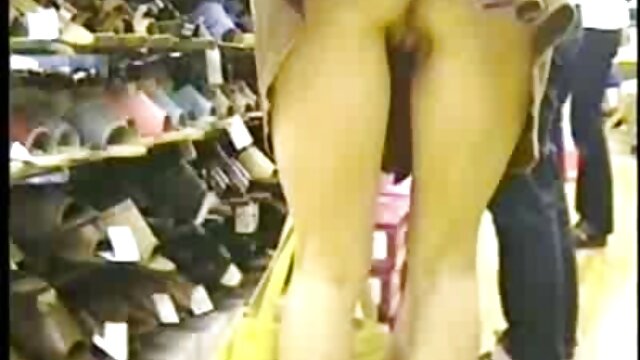 Καλύτερο πορνό :  Το μικροκαμωμένο τζίντζερ μπορεί να στριμώξει στο μουνί της έναν τεράστιο κόκορα Δωρεάν βίντεο κλιπ 